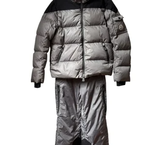 Photoroom_003_20250904_123653.jpgv1756982327 Ensemble ski gris argent Moncler 8 ans